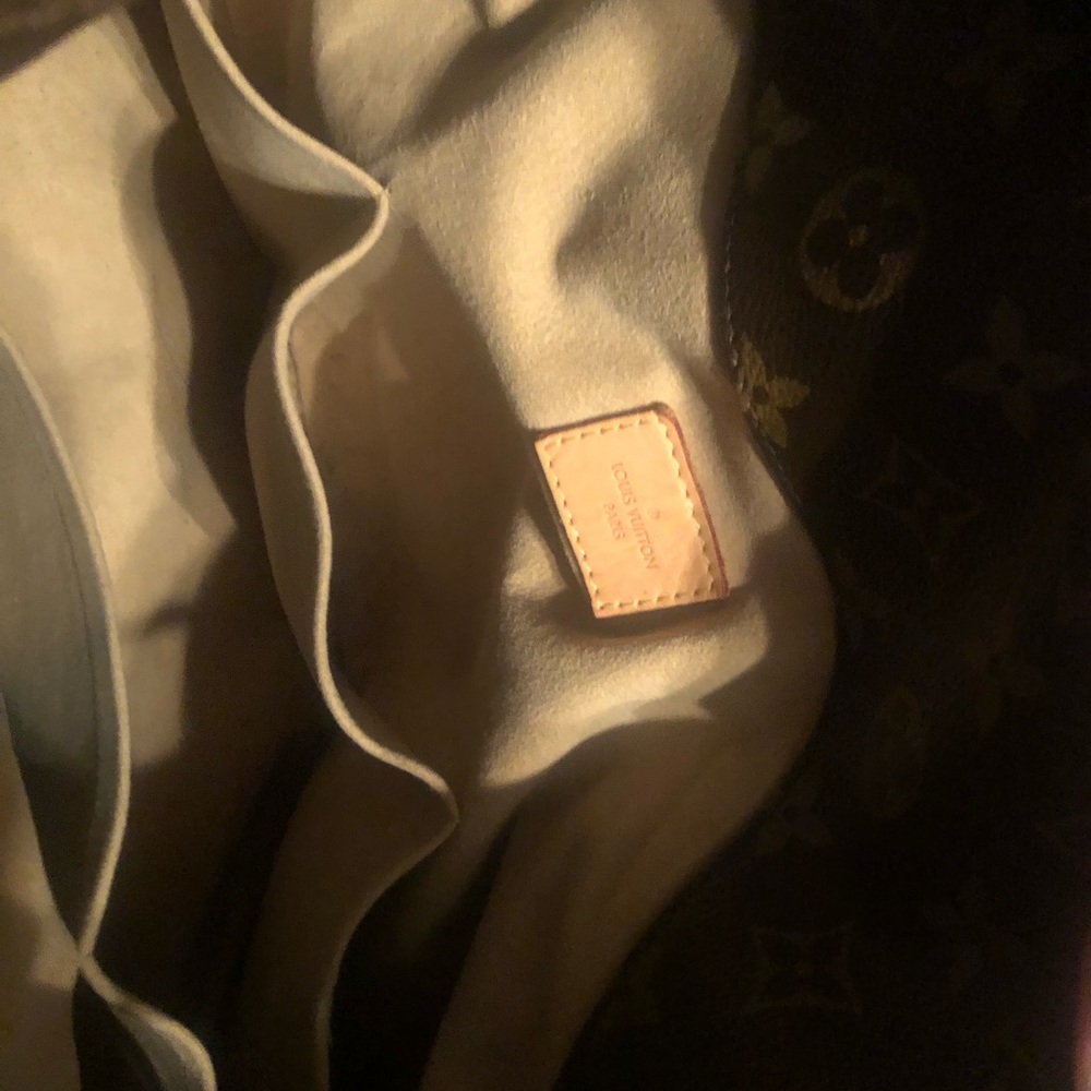 AUTHENTIC Louis Vuitton Artsy MM bag - Picture 15 of 16
